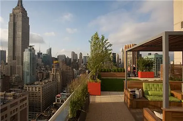 Rented by Warburg | media 1