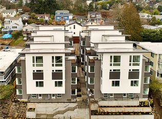 3070I SW Avalon Way, Seattle, WA 98126