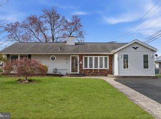 802 Eldridge Rd, Fairless Hills, PA 19030