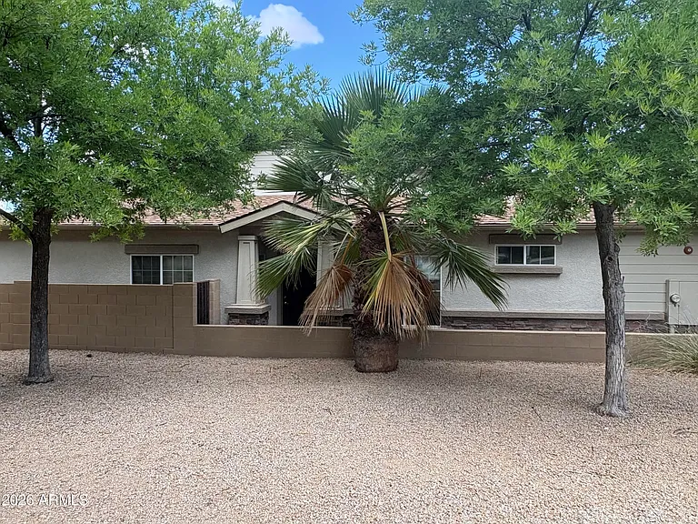 670 Brindle Dr — Photo 1