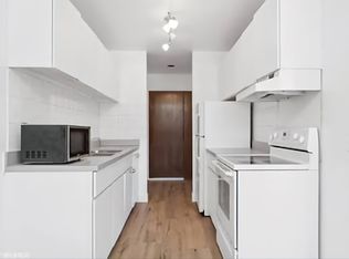 5500 Hillcrest Ln APT 2G, Lisle, IL 60532