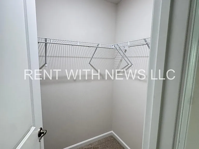 649 White Birch Ln — Photo 25