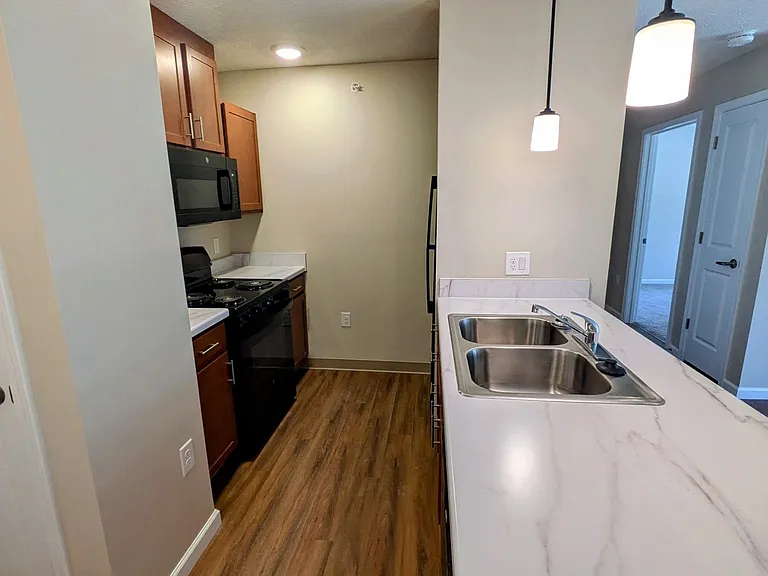 1145 Edwards Rd #1 — Photo 7