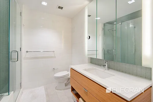 Sold by (Legacy) Elegran | media 5