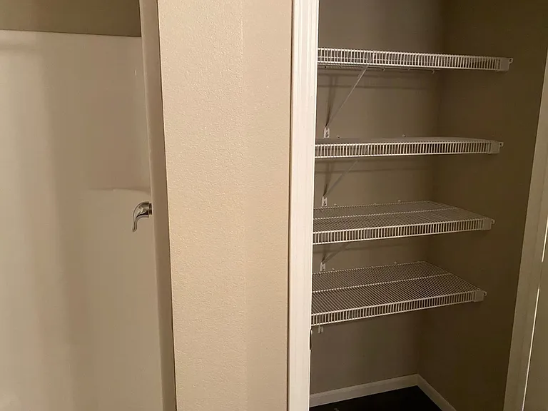Aspen Trail Apartments — Photo 171