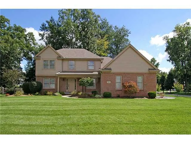 2861 Long View Dr photo 1