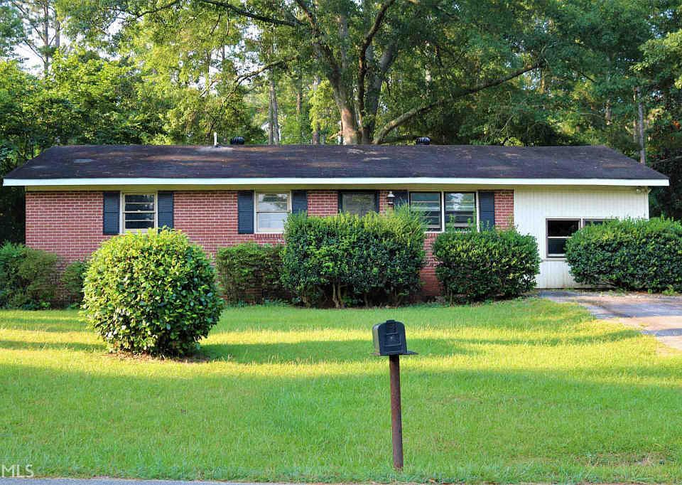 1st image of 36 Cypress Dr