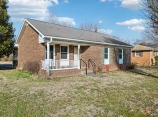 5201 New Chapel Rd, Springfield, TN 37172