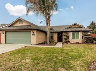 2330 Ashwood Ct, Hanford, CA