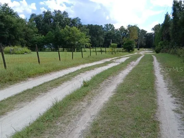 6104 NW 268th Ter, Newberry, FL 32669