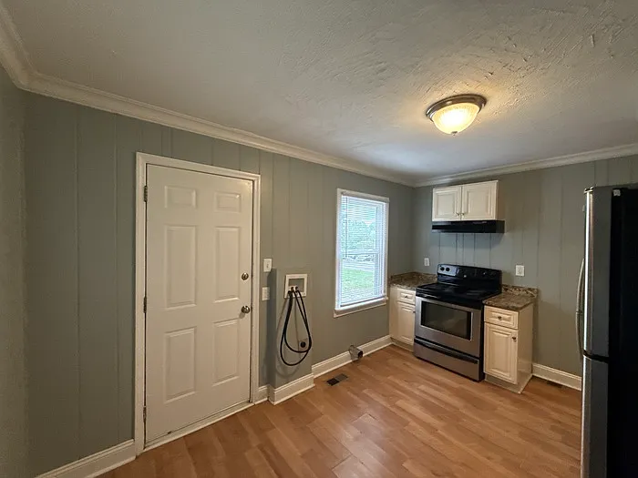 2660 Revolution Park Dr — Photo 5