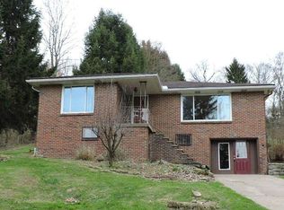 2130 Hahntown Wendel Rd, North Huntingdon, PA 15642