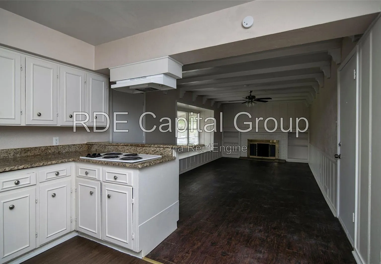 3 bed, 2.0 bath, 1941 sqft, $1,950 — Photo 4