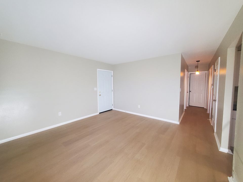 Living room/family room