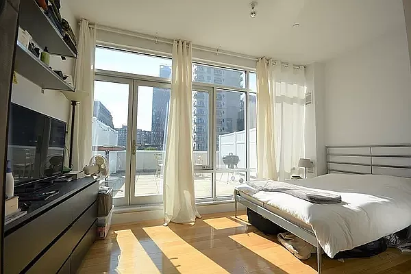 Rented by Jacquelyn 327 LLC | media 4