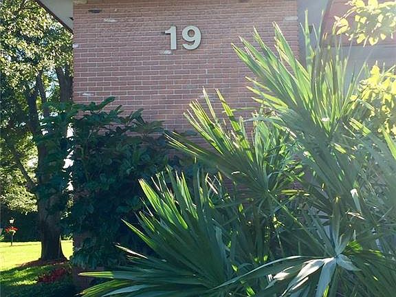 2nd image of 1225 NW 21st St #19-1903