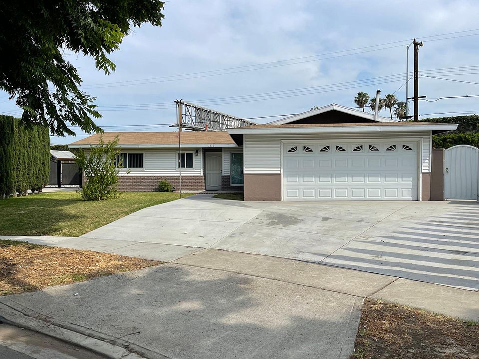 1st image of 1316 N Vista Pl