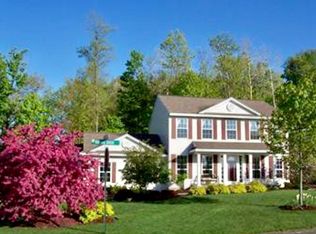 5844 W Grove Dr SE, Kentwood, MI 49512