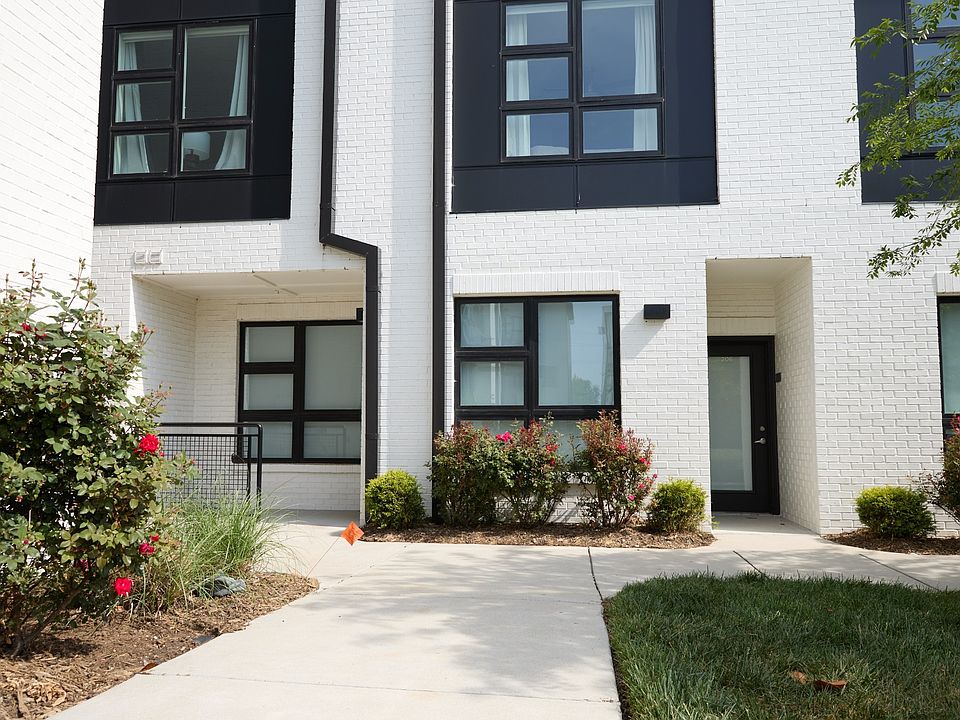 1st image of 542 Southgate Ave #205