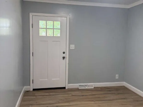 2404 Francis St, Durham, NC 27707