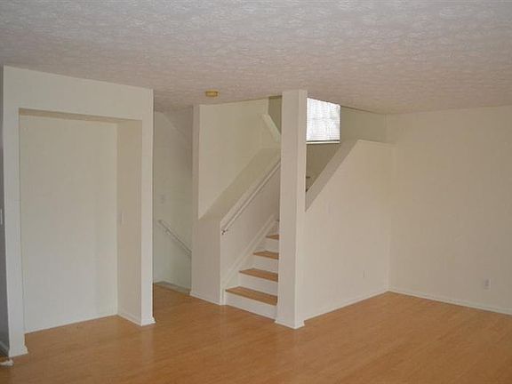 4th image of 10555 Montgomery Rd APT 72