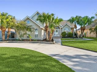 325 Moonraker Dr, Slidell, LA 70458