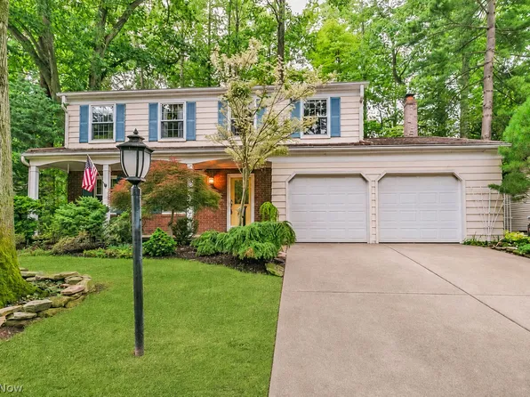 8241 Starburst Rd, Mentor, OH 44060