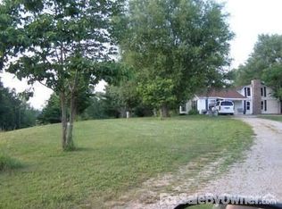 357 Rr 2, Mc Leansboro, IL 62859