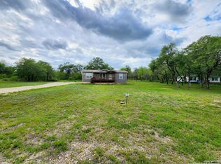 2425 Eichman Rd, Poteet, TX 78065