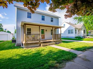 202 W Jayne St, Lone Tree, IA 52755