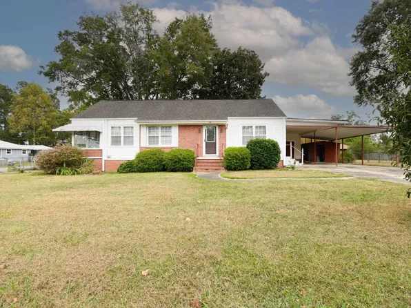 2101 Lakeview Hts, Clanton, AL 35045