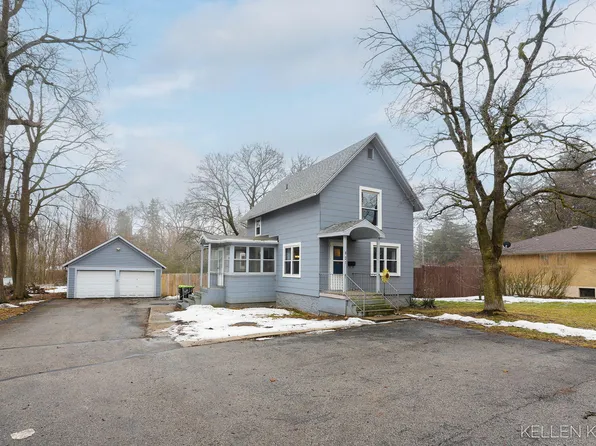 821 W Washington St, Greenville, MI 48838