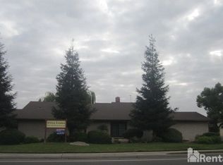 1649 Willow Ave, Clovis, CA 93612