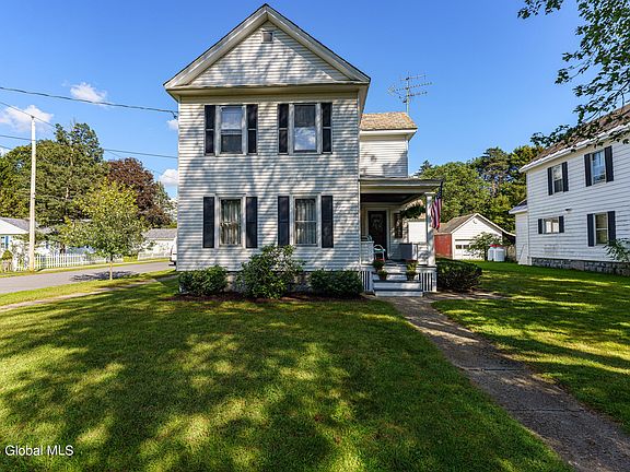 2nd image of 6 Whipple Place