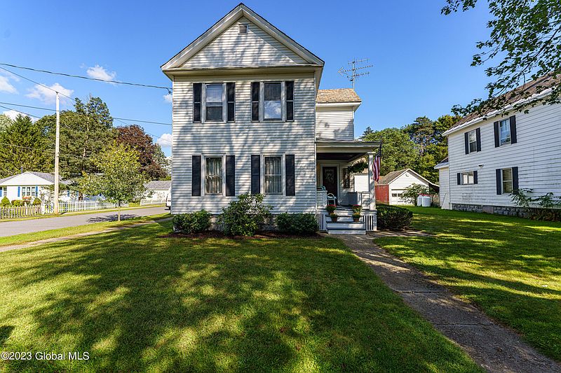 2nd image of 6 Whipple Place