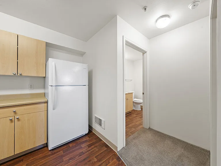Heron Creek Apartments — Photo 8
