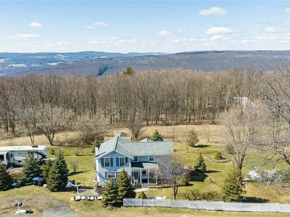 3425 Shay Rd, Naples, NY 14512