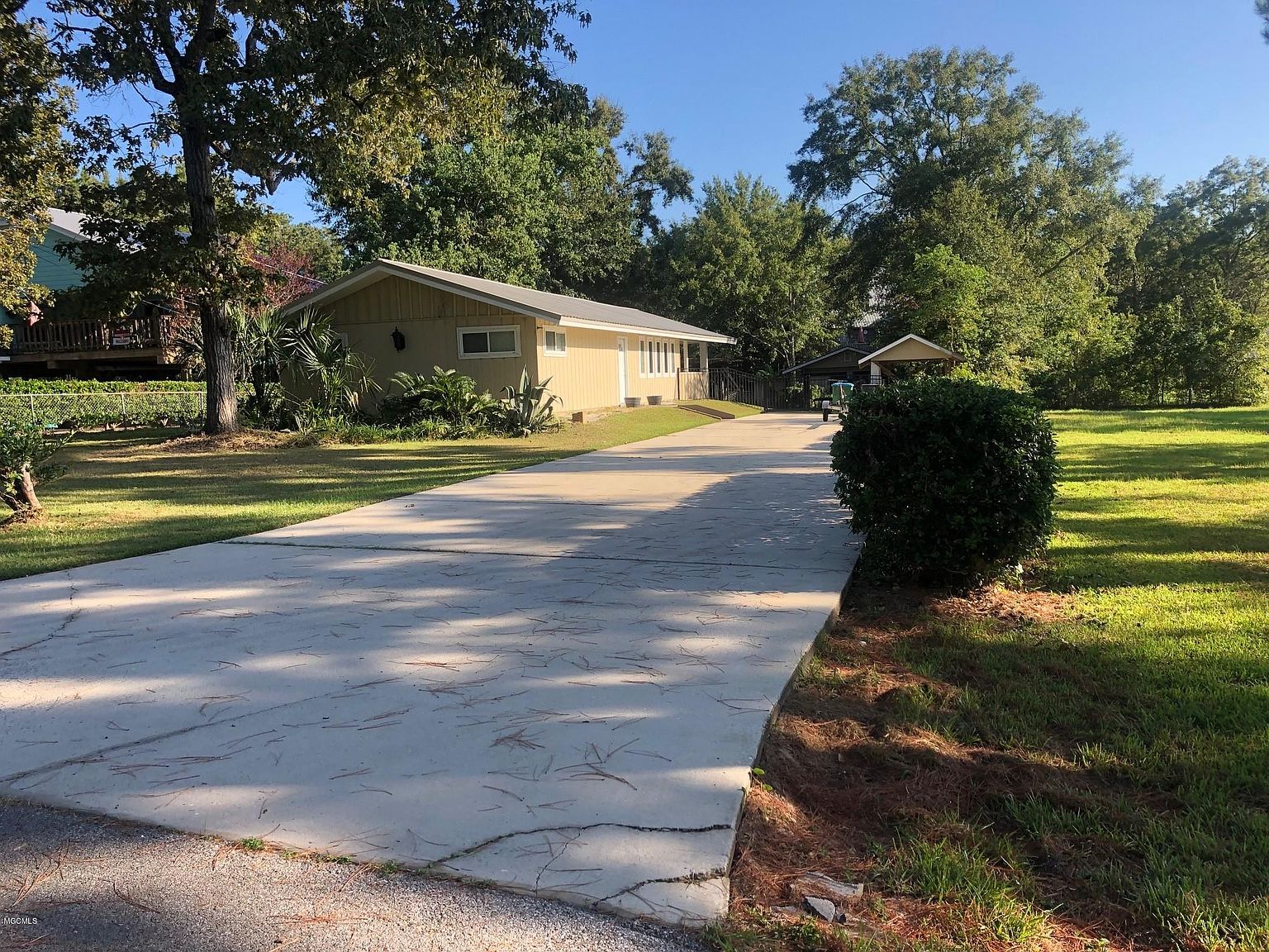 5556 Dead River Rd, Gautier, MS 39553 Zillow