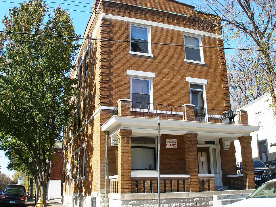2201 Wheeler St #4