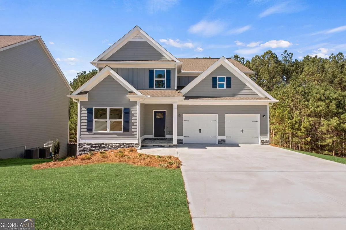 656 Crimson Dr photo 1