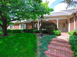 8013 Beaumont Green West Dr, Indianapolis, IN