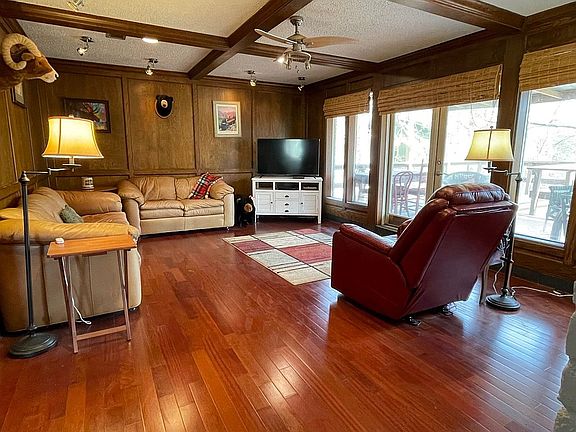 3rd image of 2910 Partridge Cir