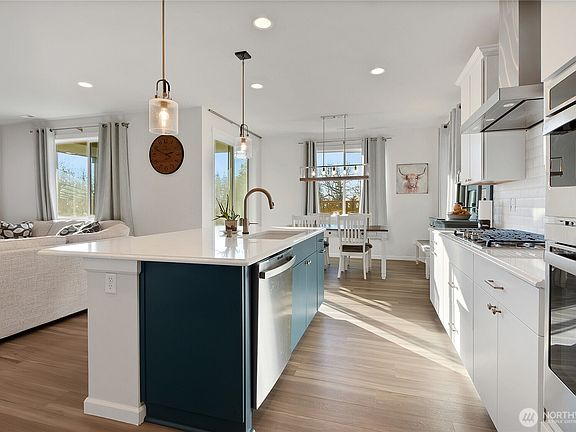 5th image of 15132 Tyee Drive E