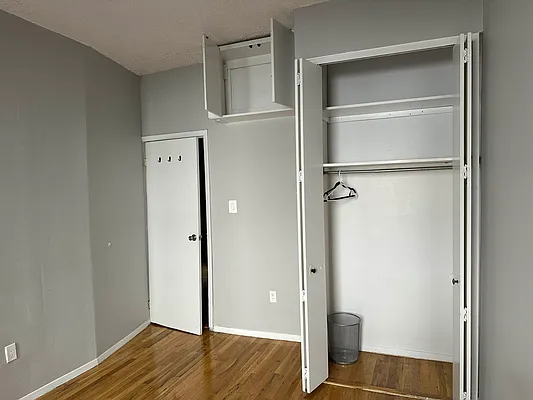 Rented by Premier One Realty LLC | media 14