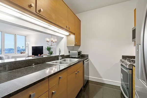 Sold by Compass | media 2