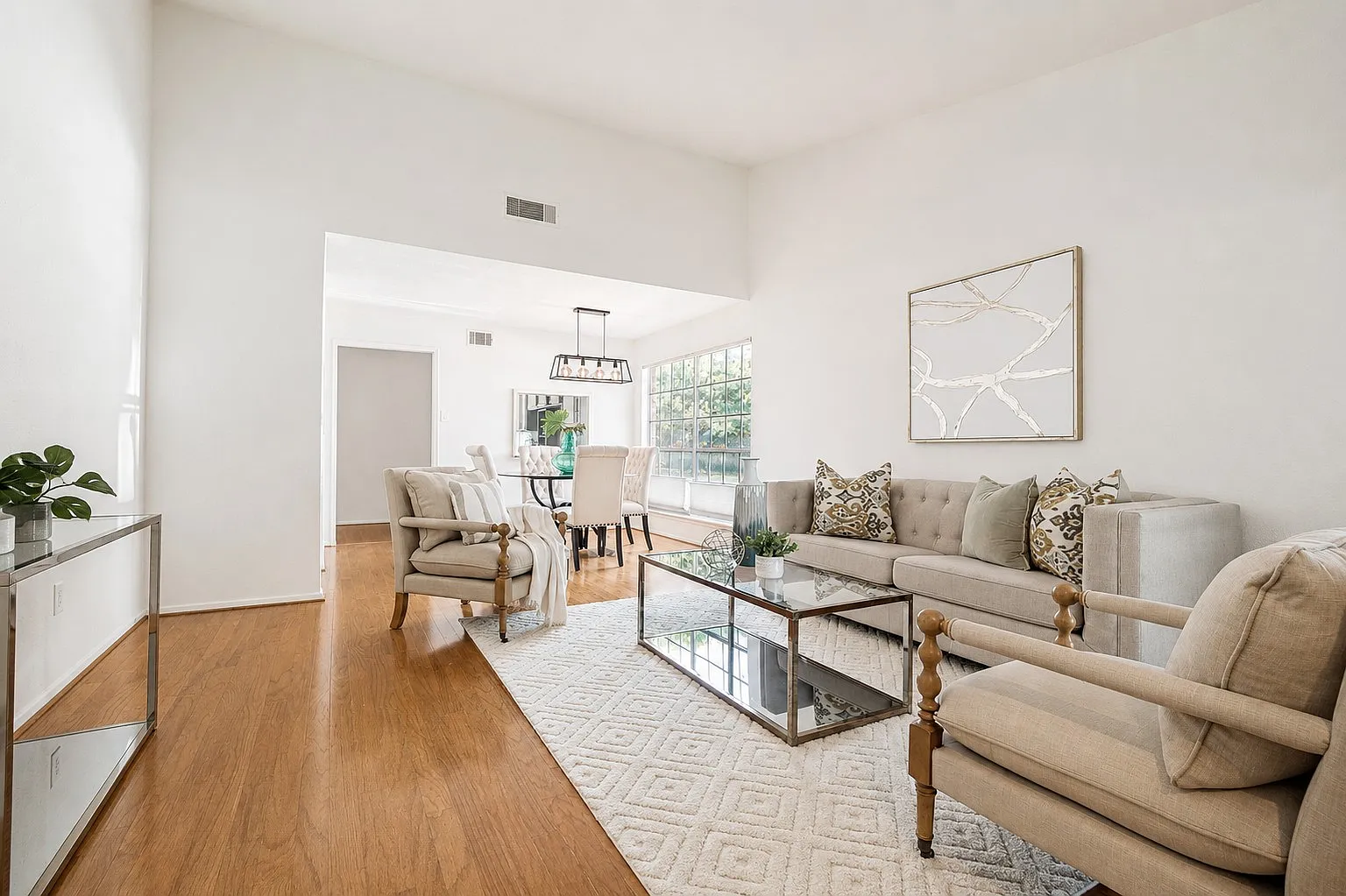 2 bed, 1408 sqft, $2,995 — Photo 2
