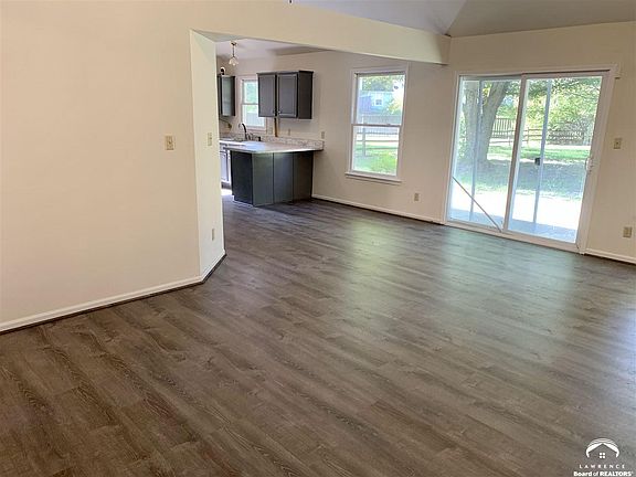 4th image of 2821 Winterbrook Dr