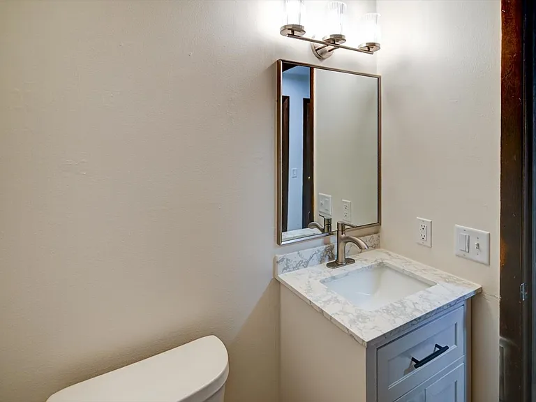 7203 Fortune Dr #1 — Photo 21