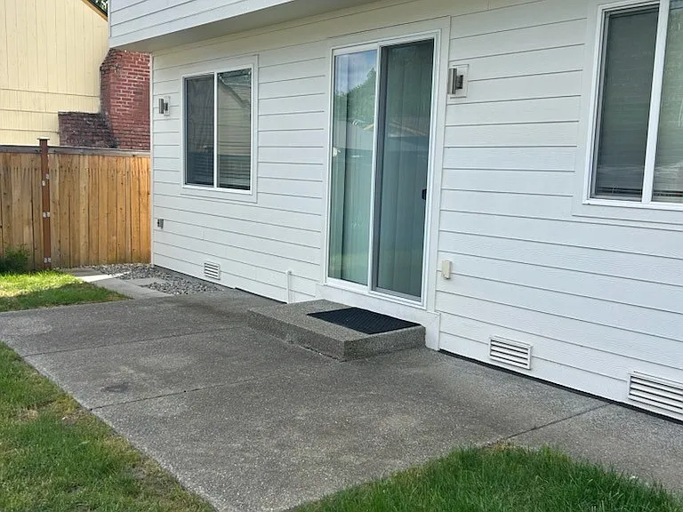 10227 Lexington Ave SW — Photo 15