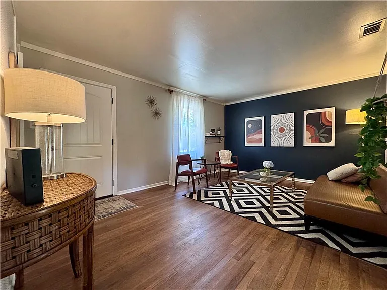 621 Rufus Henderson Dr — Photo 5